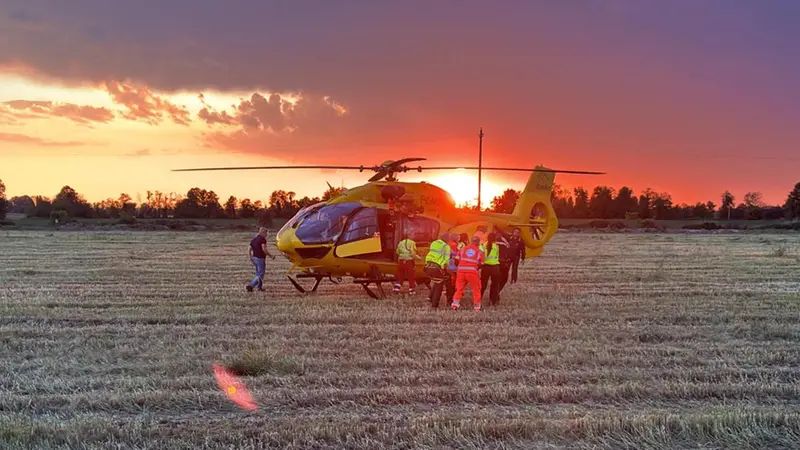 Il 69enne è stato trasportato all'ospedale di Bergamo con l'elisoccorso - © www.giornaledibrescia.it