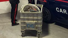 I carabinieri con il rame recuperato