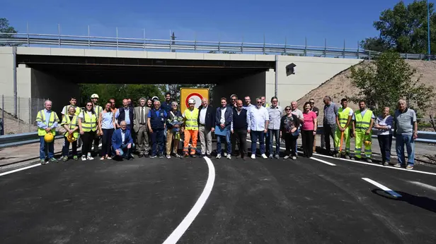 L'inaugurazione del nuovo ponte di via Labirinto