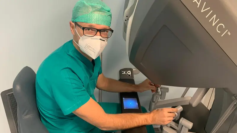 Il prof. Giovanni Boroni, direttore della Chirurgia Pediatrica degli Spedali Civili di Brescia