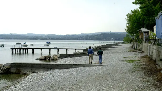 Il ritrovamento sulla spiaggia di Padenghe