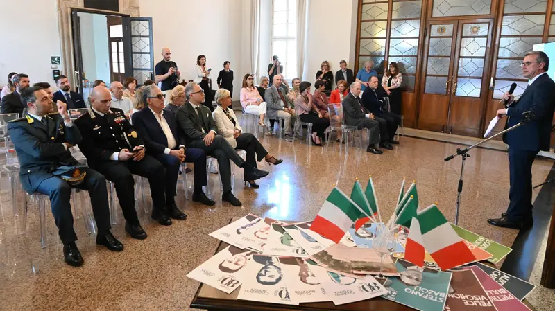 L'inaugurazione della mostra a palazzo Broletto - Foto Gabriele Strada/Neg © www.giornaledibrescia.it