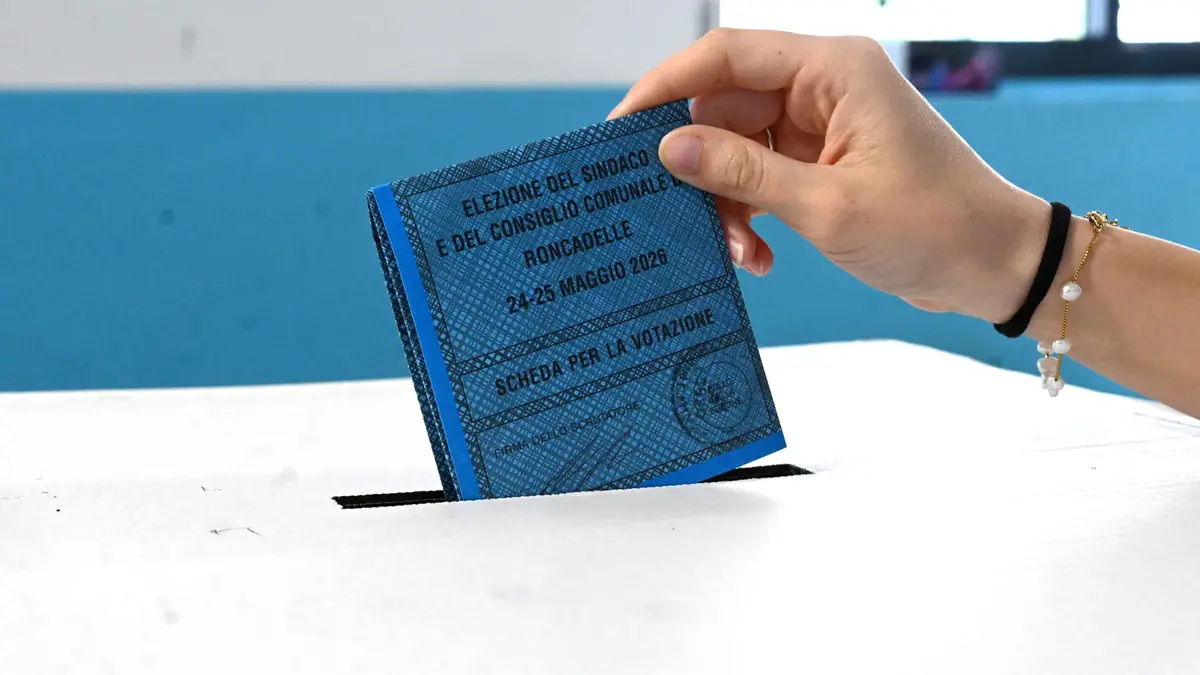 Una scheda elettorale per le Comunali - © www.giornaledibrescia.it