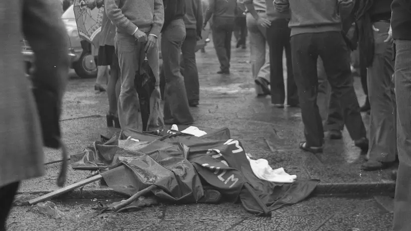 Uno scatto dopo lo scoppio della bomba in piazza della Loggia