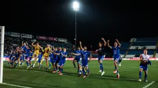 L'esultanza del Brescia dopo la vittoria
