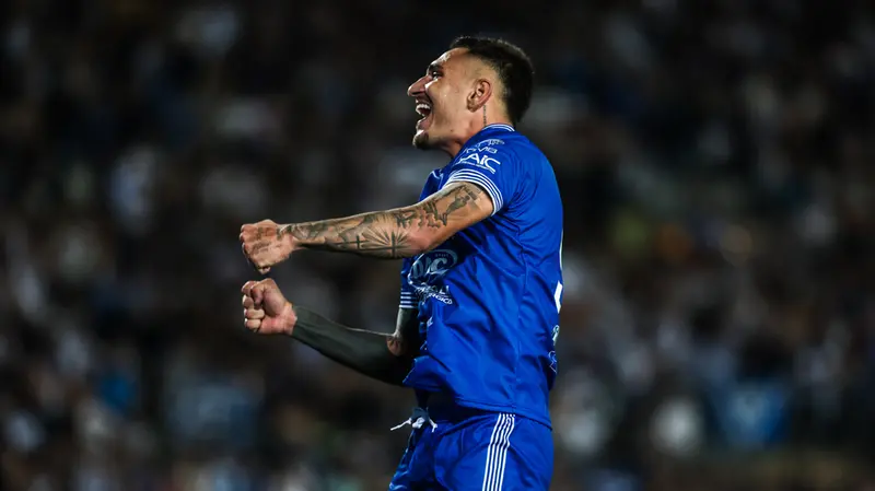 Crespi si sta dimostrando un letale uomo d'area: già tre gol in quattro partite play off