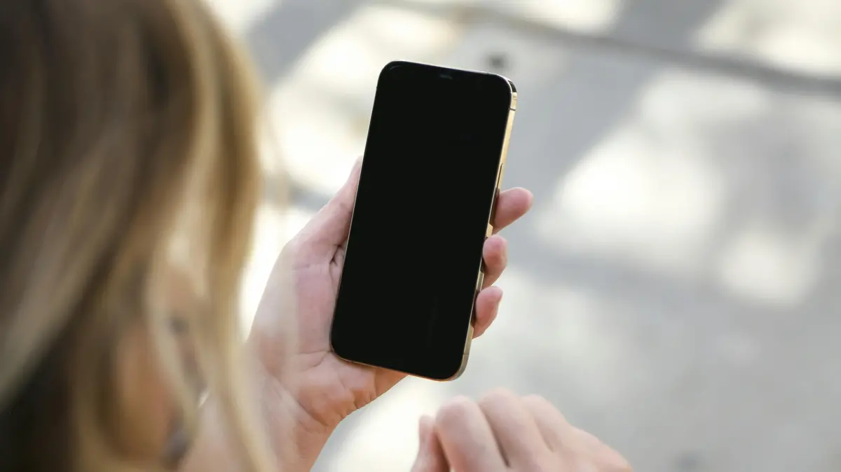 Dobbiamo trovare strategie per difenderci dai sistemi digitali