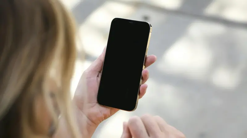 Dobbiamo trovare strategie per difenderci dai sistemi digitali