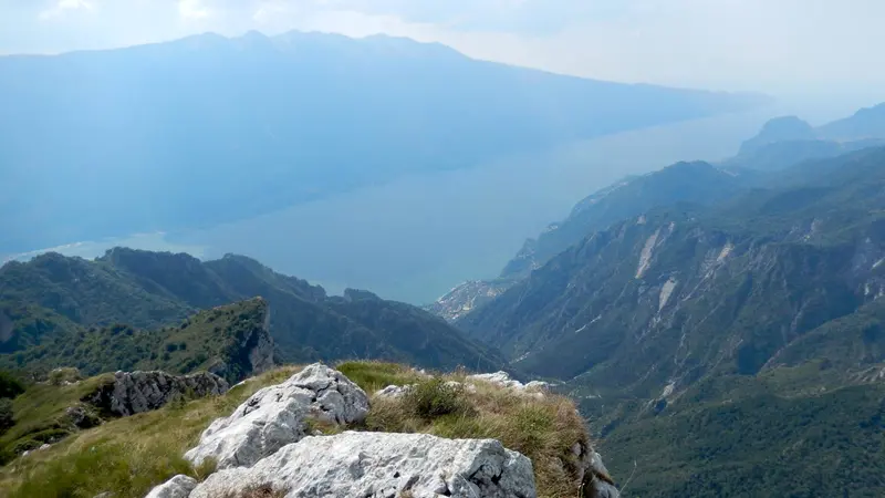 La vista dal Monte Carone
