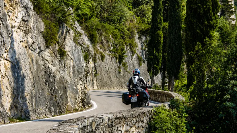 Bikers: ogni anno sono tantissimi quelli che scelgono il lago di Garda