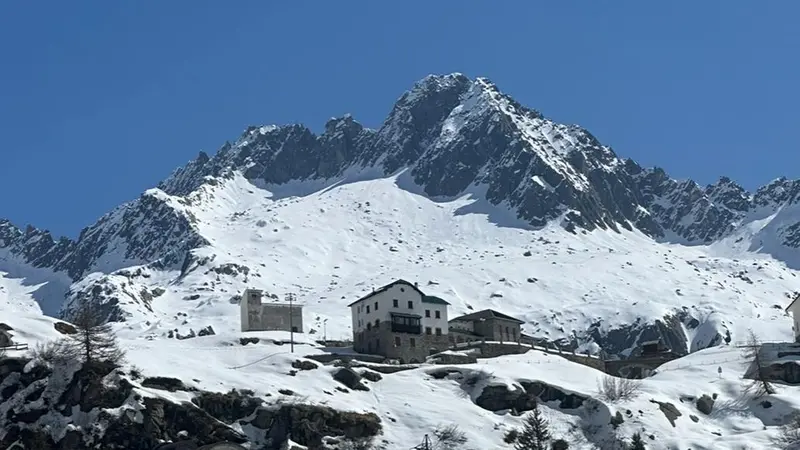 Il rifugio in Val Salarno era un vecchio edificio dell'Enel