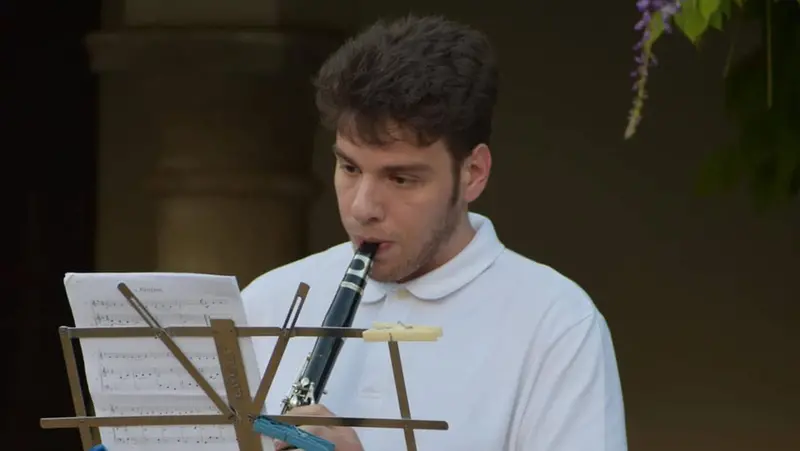 Pio Domenico Fazzolari durante un concerto della banda