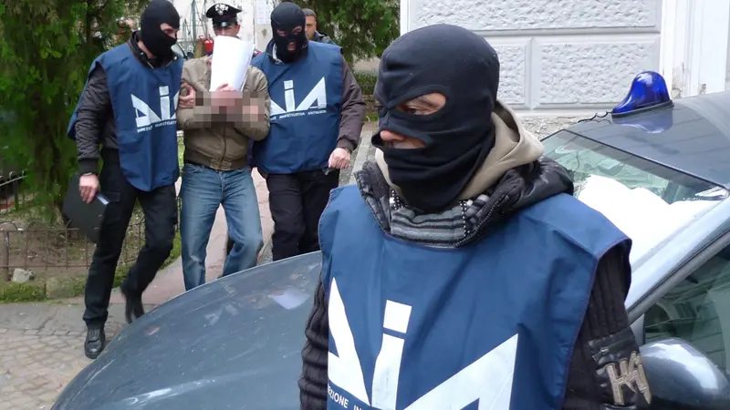 Le indagini sul tentato omicidio ad opera della Dia di Brescia