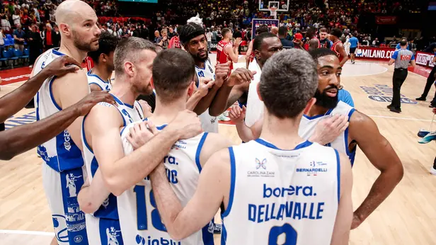 Gli scatti di Olimpia Milano-Germani Brescia