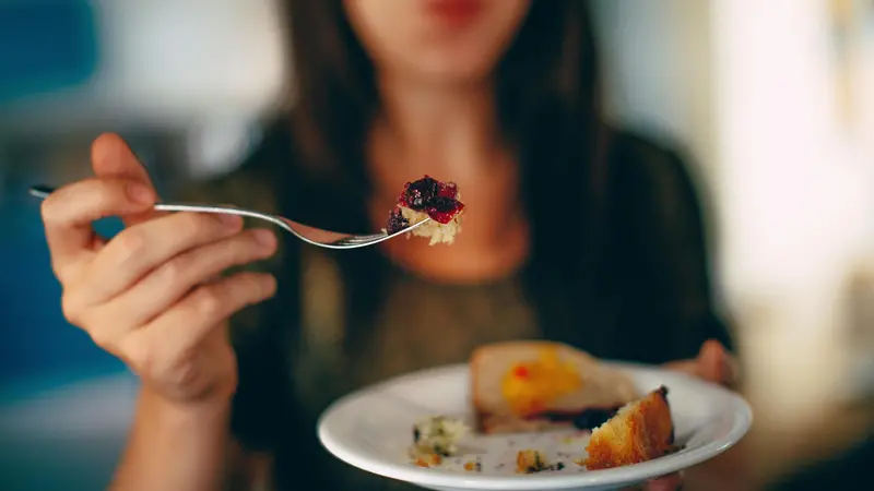 Mangiare lentamente è una buona abitudine, semplice ed efficace