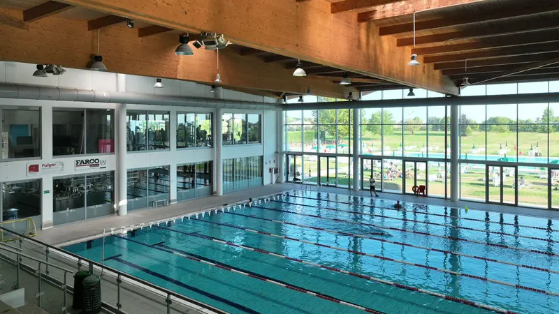 La piscina di via Staffoli