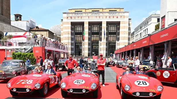 Sport Motori Mille Miglia 2026 punzonatura piazza Vittoria Lunedì pomeriggio nella foto un momento dell’evento 08/06/2026 Biasi@newreporter