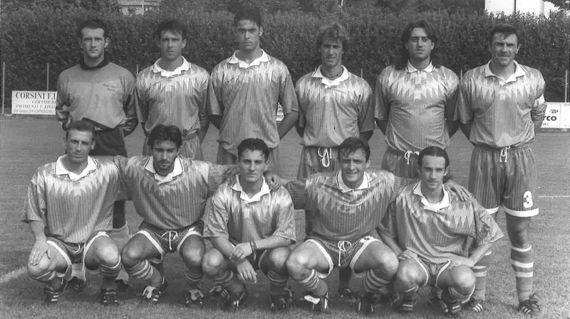 La squadra al via del campionato nazionale dilettanti 1995/96 - Foto Eden © www.giornaledibrescia.it