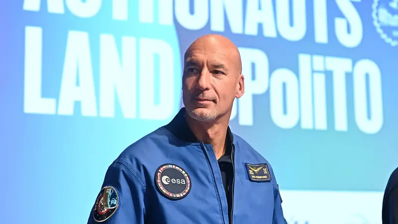 L'astronauta Luca Parmitano - Foto Ansa/Alessandro Di Marco © www.giornaledibrescia.it