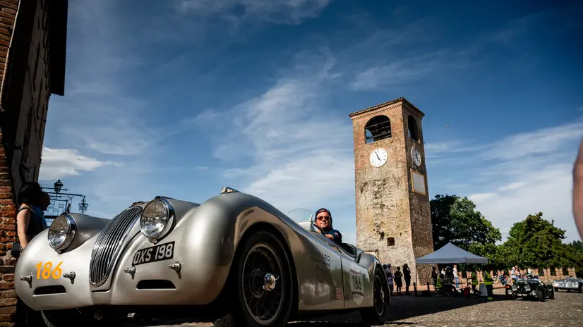 Mille Miglia 2026, il passaggio a Castelvetro Modenese