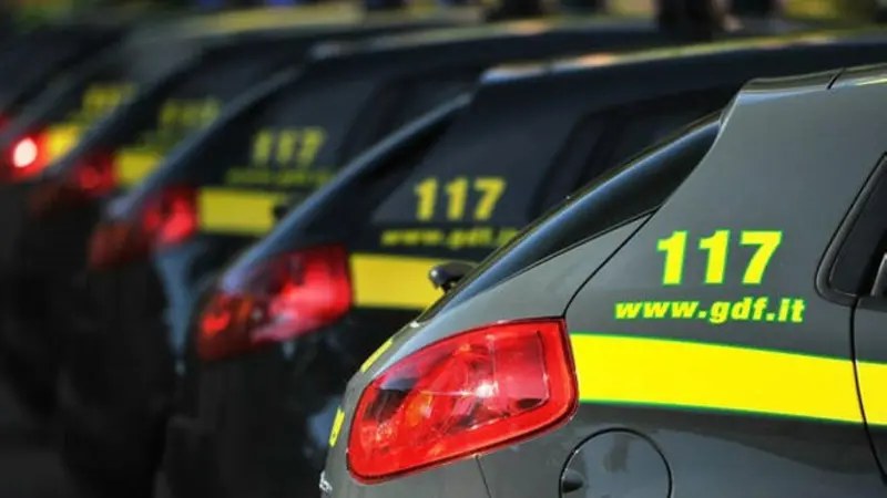 L'operazione è stata condotta dalla Guardia di Finanza con la Polizia