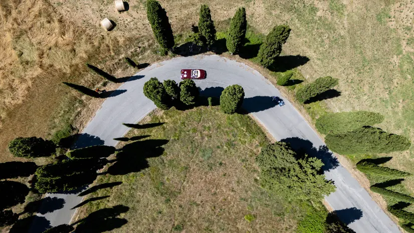 Mille Miglia 2026, la prova speciale tra i cipressi