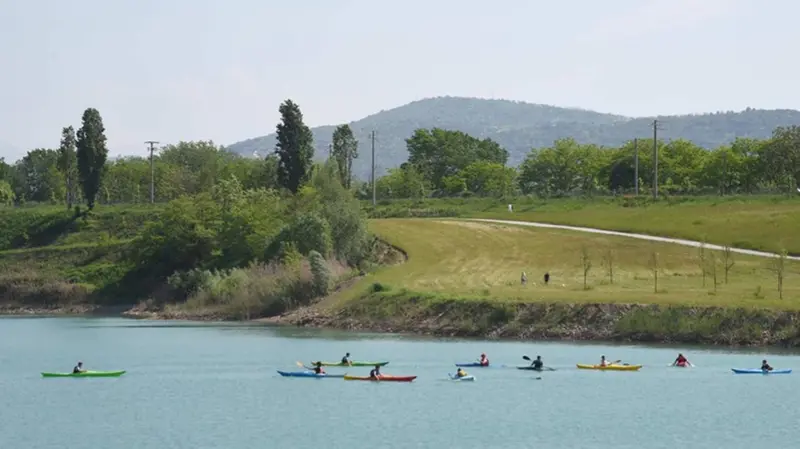 Attività di canoa al Parco delle Cave