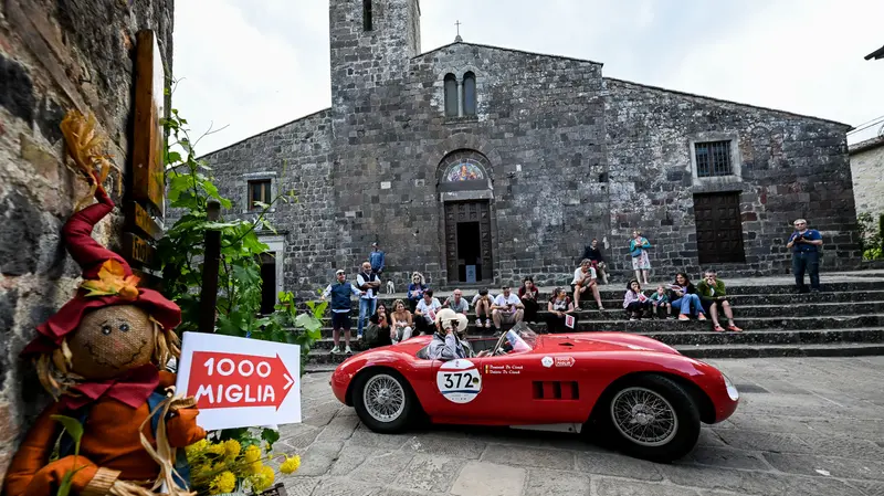 CRONACA BRESCIA MILLE MIGLIA  2026 PASSAGGIO RADICOFANI NELLA FOTO un momento della competizione 11-06-2026 Newreporter@Checchi-Favretto