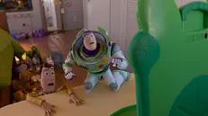 Woody e Buzz Lightyear in Toy Story 5 - Sito web Walt Disney Studios