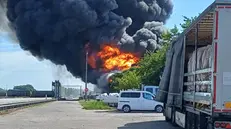 L'incendio alla Versalis di Mantova
