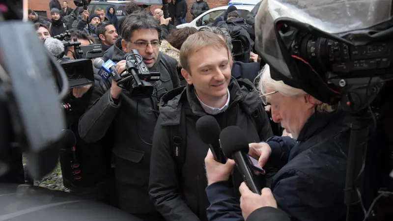 Alberto Stasi davanti al Tribunale di Pavia - Pavia Press