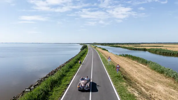 Mille Miglia 2026, il passaggio da Comacchio