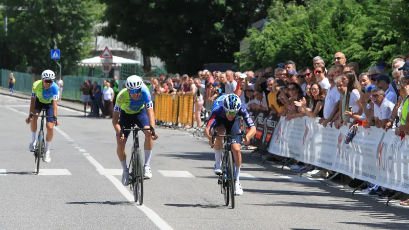Il terzo posto del bresciano Franceschini al lombardo Juniores - foto Rodella
