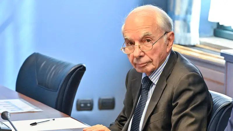L'ex presidente del Consiglio Giuliano Amato - Foto Ansa © www.giornaledibrescia.it