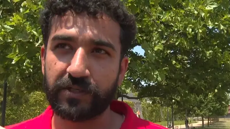 Aslam Naveed è intervenuto in soccorso
