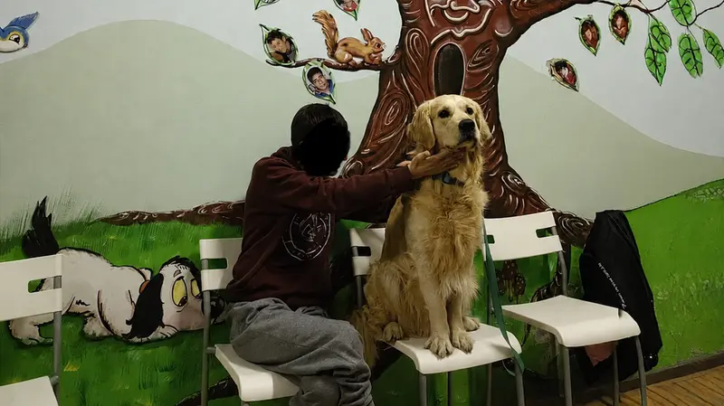 Ciro con un ragazzo disabile