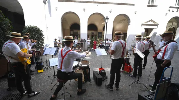 CRONACA BRESCIA CENTRO FESTA DELLA MUSICA 2026 APERITIVO PER CARINI 20-06-2026 MARCO ORTOGNI / GIOVANNI BENINI NEW EDEN GROUP