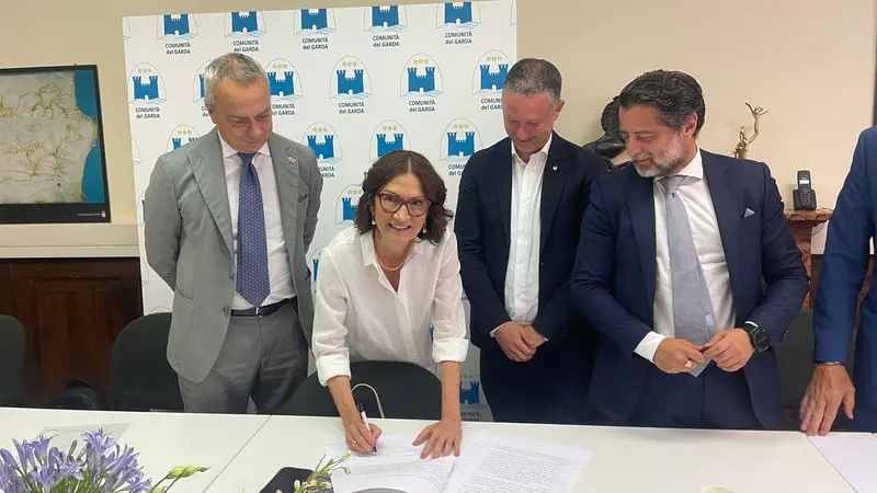 A Salò firmato accordo per Piano di mobilità dell’area gardesana - © www.giornaledibrescia.it