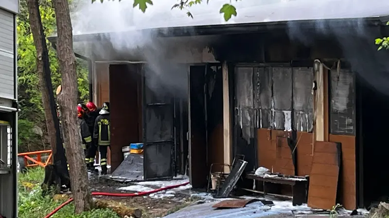 I danni causati dal terribile incendio di due mesi fa