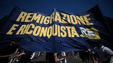 A Roma il corteo di Remigrazione e riconquista - Foto Ansa © www.giornaledibrescia.it