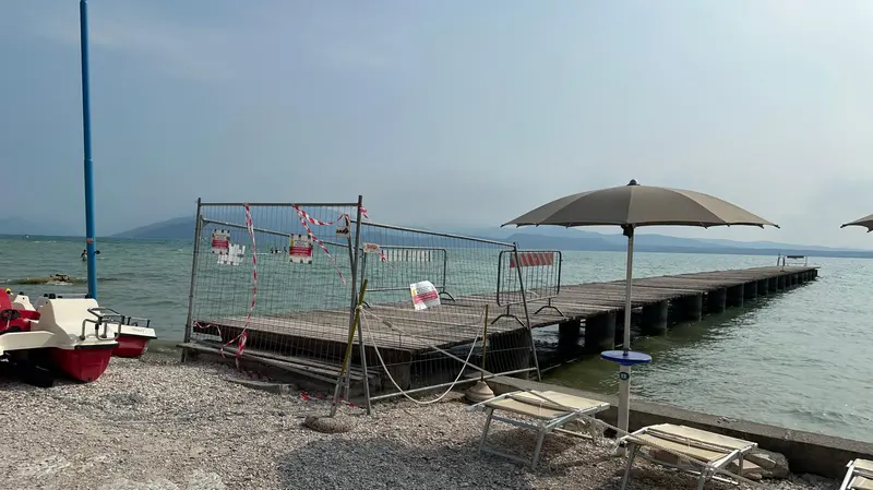 Il pontile del Lido delle Bionde - © www.giornaledibrescia.it