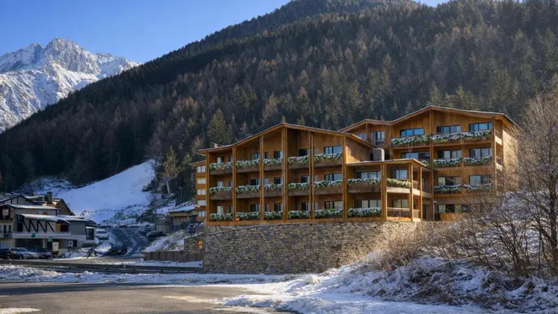 L'hotel sarà vicinissimo a piste e impianti