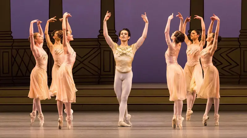 Valentino Zucchetti in Rhapsody, 2016, photo courtesy Royal Opera House