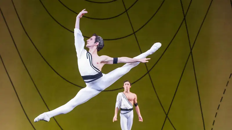 Valentino Zucchetti e Luca Acri in Symphonic Variations, nel 2014 - photo courtesy Royal Opera House