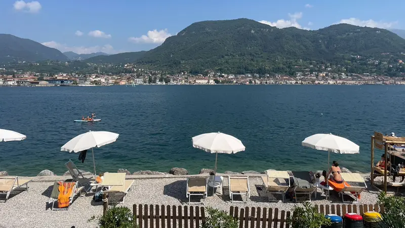 La spiaggia del Mulino, a Salò