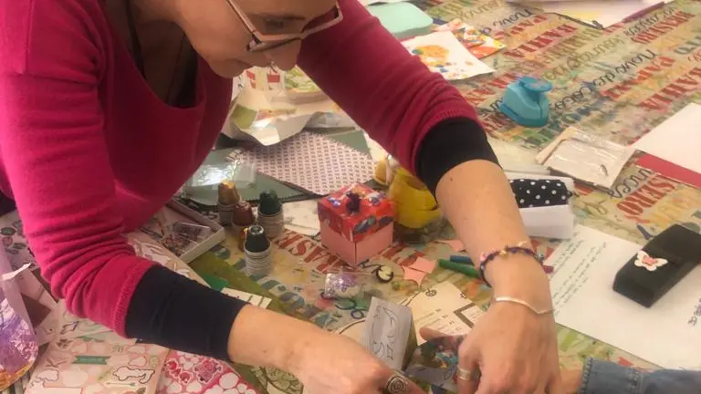 Elena Clementi al lavoro