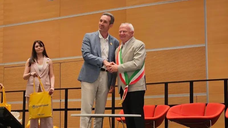 Il momento della premiazione sul palco