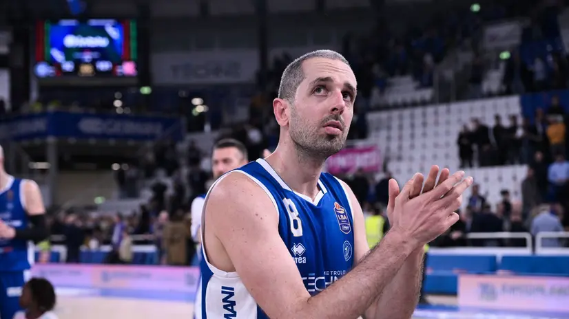 Amedeo Della Valle: addio a Brescia tra le lacrime - Foto Newreporter Checchi © www.giornaledibrescia.it
