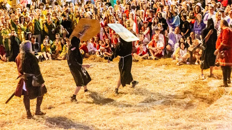 Abiti, giochi e spettacoli di un tempo © www.giornaledibrescia.it