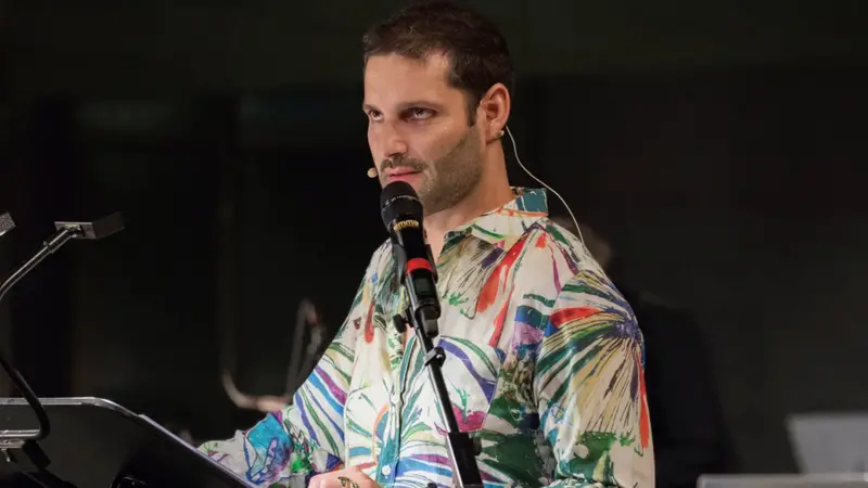 L'attore siciliano Tindaro Granata